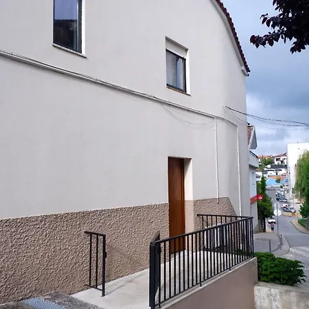 Magalhaes House Ostello