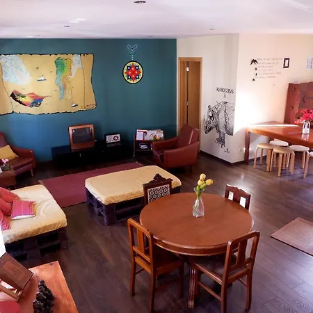 Magalhaes House *